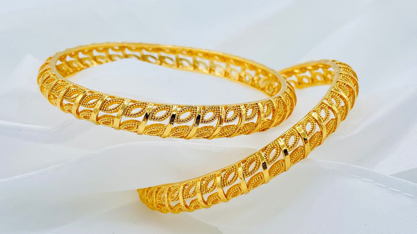 Royal Kundan Bangles