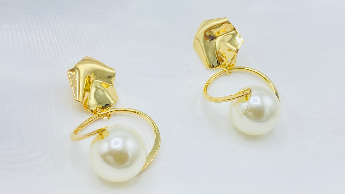 Pearl Drop Earrings