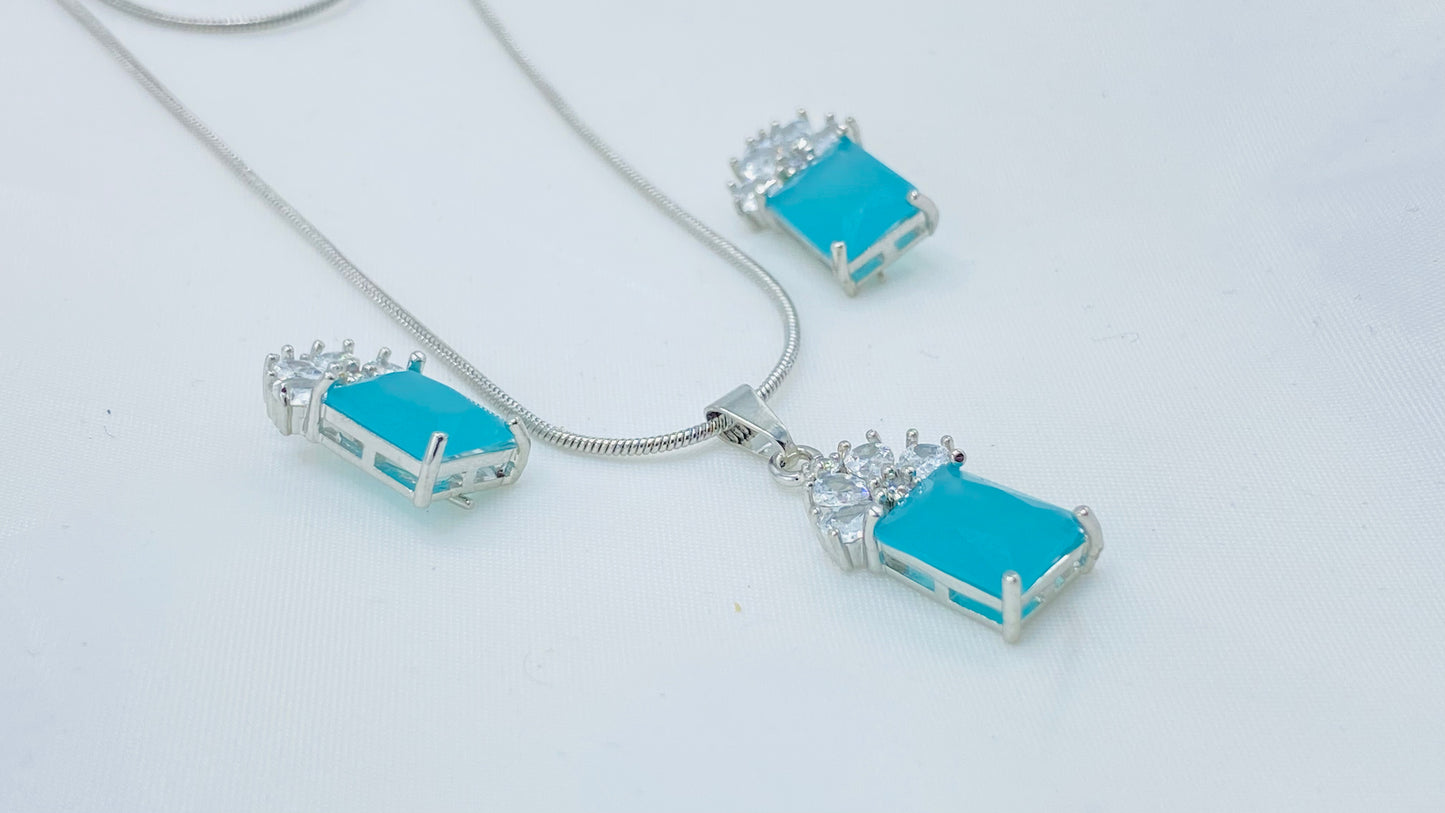 Turquoise Necklace Set