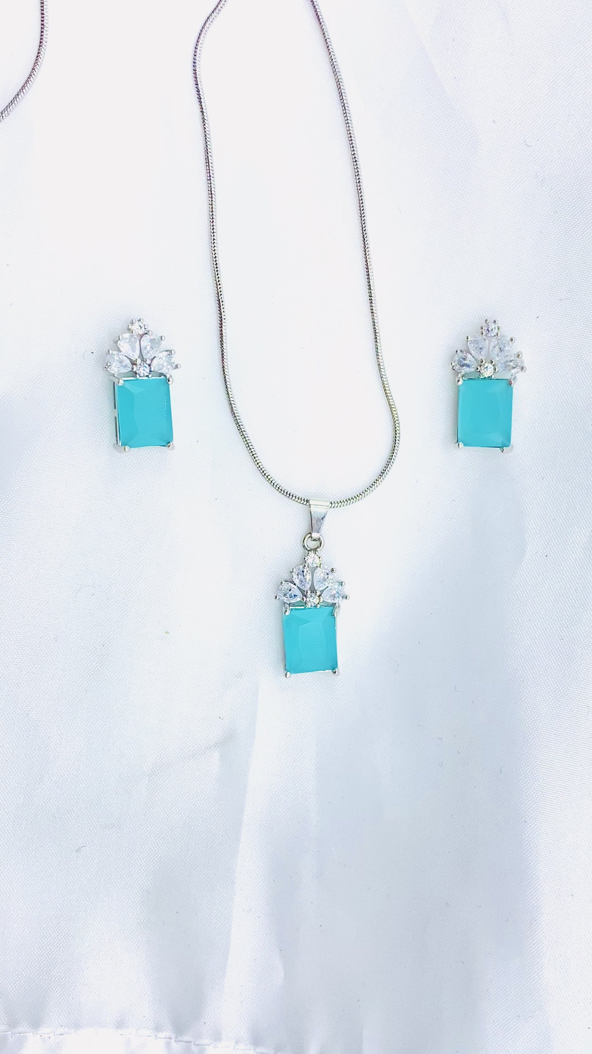 Feroza Stone Necklace Set