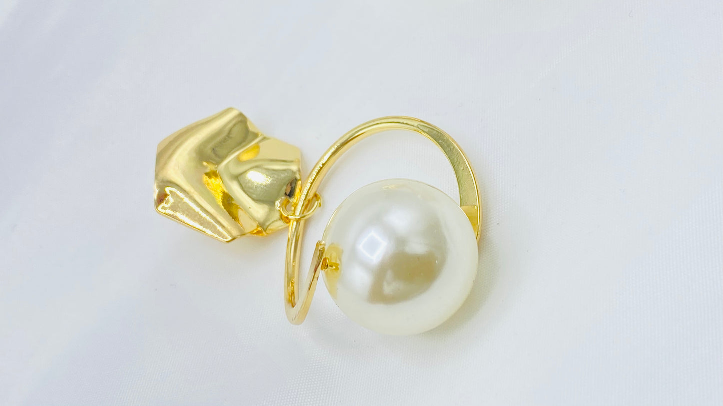 Pearl Drop Earrings